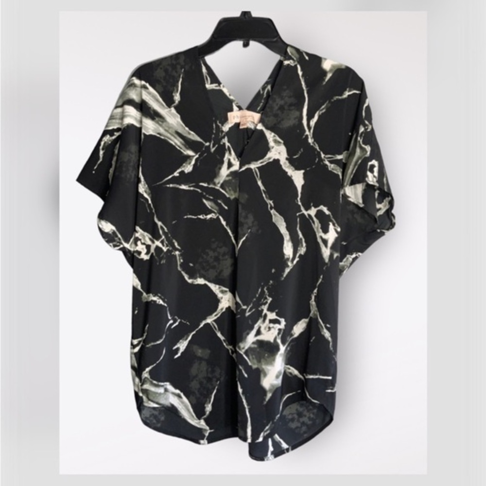 Philosophy Black Green & White Marble Double V Oversized Flowy Casual Blouse Sm